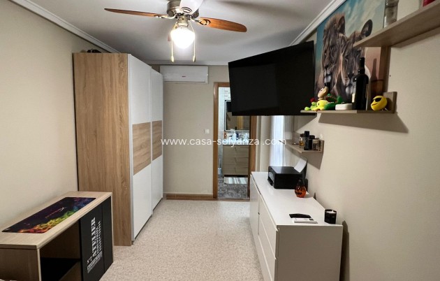 Herverkoop - Appartement / flat - Torrevieja - Center