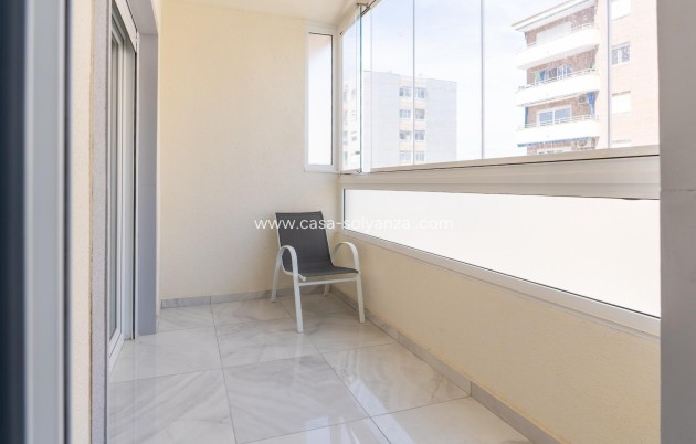 Herverkoop - Herenhuis - Torrevieja - Punta Prima