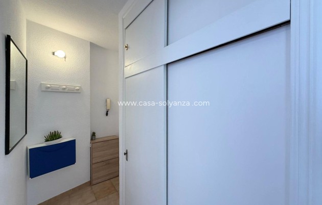 Resale - Apartment / flat - Torrevieja - Center
