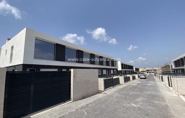 Nieuwbouw Woningen - Herenhuis - Gran alacant