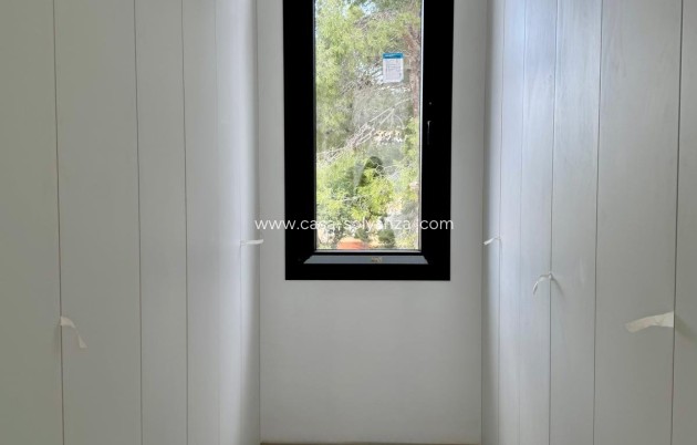 Herverkoop - Villa - Calpe Pueblo - 0