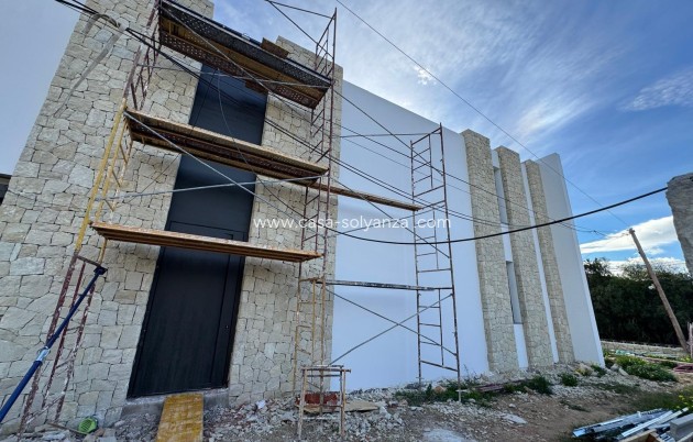 Herverkoop - Villa - Calpe Pueblo - 0