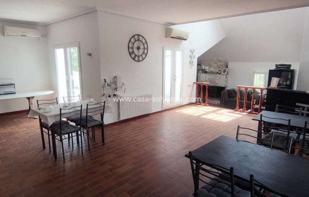 Wiederverkauf - Kommerziell - Ayora