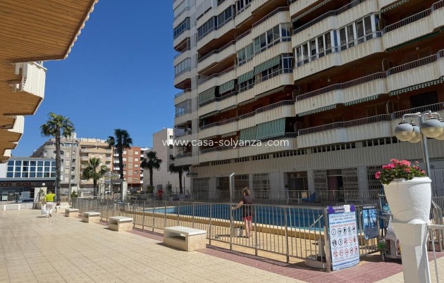 Herverkoop - Appartement / flat - Torrevieja - Playa del Acequión