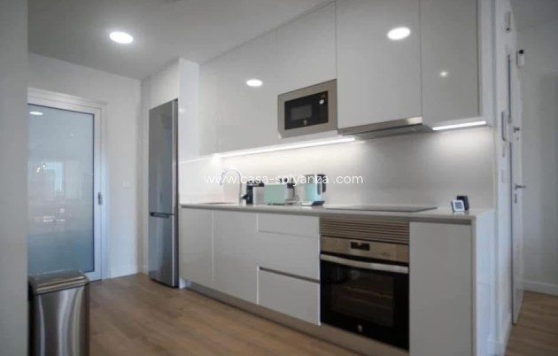 Herverkoop - Appartement / flat - Villamartin - Costa Blanca
