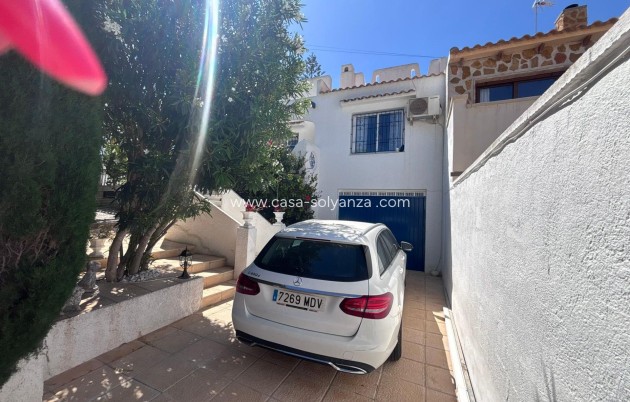 Herverkoop - Villa - Torrevieja - Los Balcones