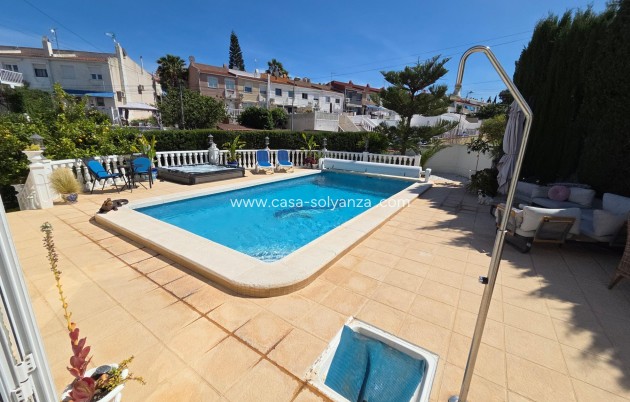 Herverkoop - Villa - Torrevieja - Los Balcones