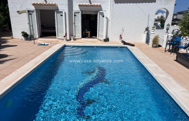 Herverkoop - Villa - Torrevieja - Los Balcones