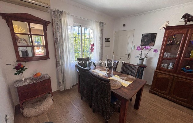 Herverkoop - Villa - Torrevieja - Los Balcones