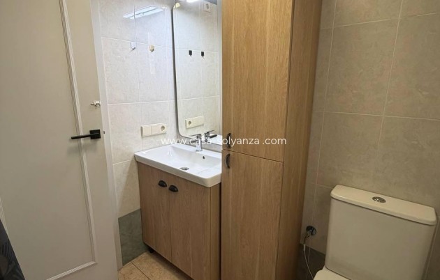 Herverkoop - Appartement / flat - Torrevieja - Center