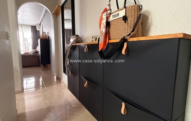 Herverkoop - Appartement / flat - Torrevieja - Center