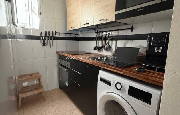 Herverkoop - Appartement / flat - Torrevieja - Center