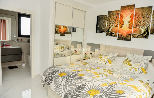 Herverkoop - Semi-detached house - Los Montesinos - 0