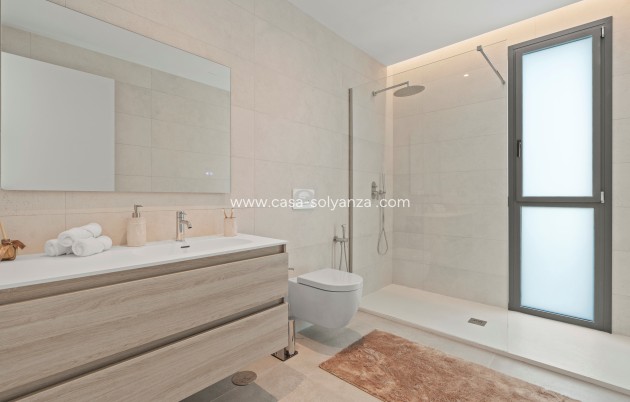 Obra nueva - Villa - Benidorm