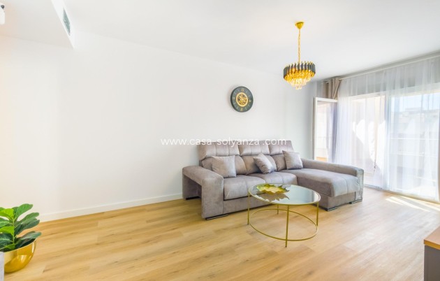 Herverkoop - Flat - Torrevieja - Playa del Cura