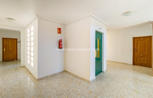 Herverkoop - Flat - Torrevieja - Playa del Cura