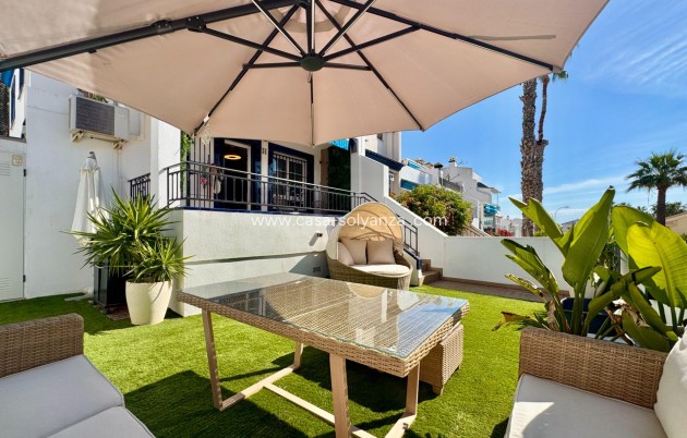 Resale - Bungalow - Orihuela Costa - Villamartín