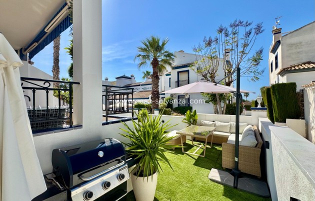 Resale - Bungalow - Orihuela Costa - Villamartín