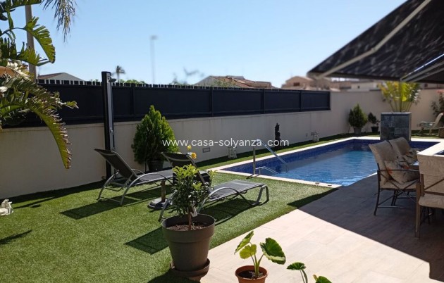 Herverkoop - Villa - Daya Nueva - Costa Blanca