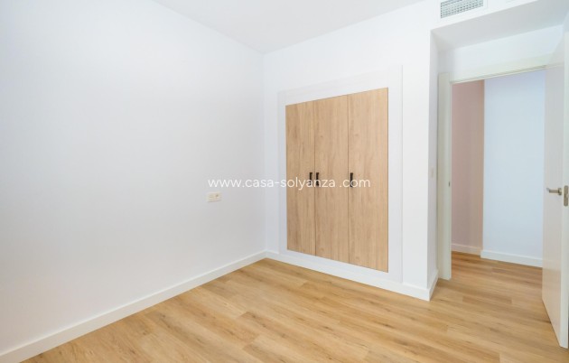 Herverkoop - Appartement / flat - Torrevieja - Playa del Cura