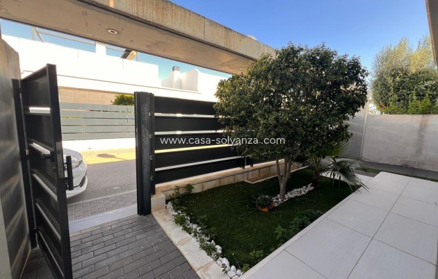 Herverkoop - Villa - Orihuela Costa - Lomas de Cabo Roig