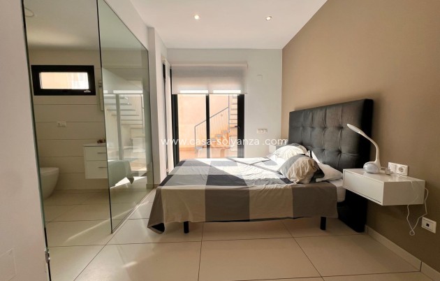 Herverkoop - Villa - Orihuela Costa - Lomas de Cabo Roig