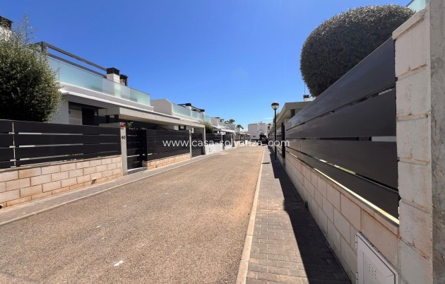 Herverkoop - Villa - Orihuela Costa - Lomas de Cabo Roig
