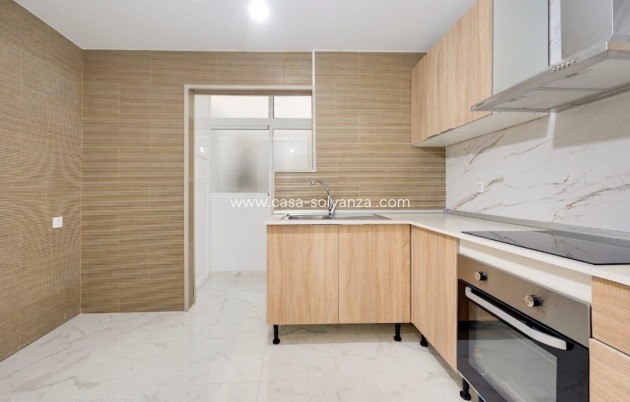 Wiederverkauf - Wohnung - Torrevieja - Center