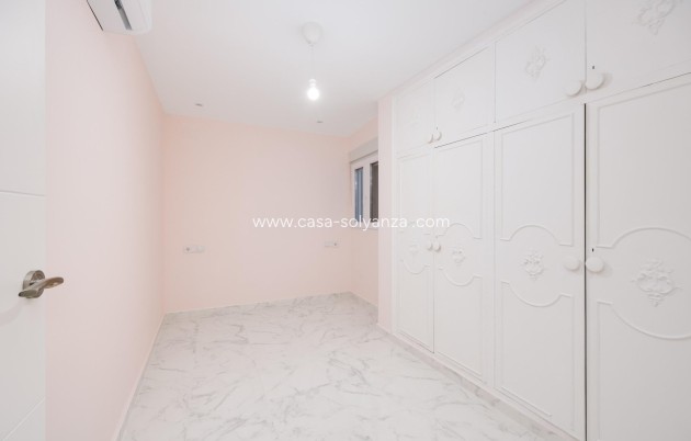 Wiederverkauf - Wohnung - Torrevieja - Center