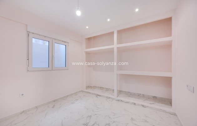 Wiederverkauf - Wohnung - Torrevieja - Center
