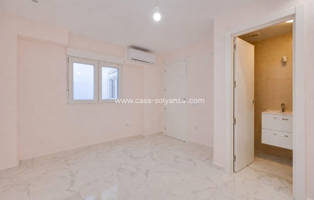 Wiederverkauf - Wohnung - Torrevieja - Center