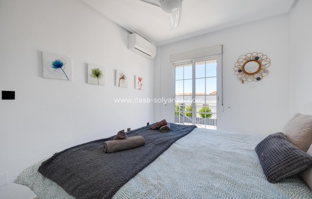 Wiederverkauf - Wohnung - Orihuela Costa - La Zenia