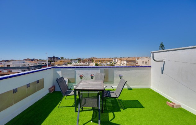 Wiederverkauf - Wohnung - Orihuela Costa - La Zenia