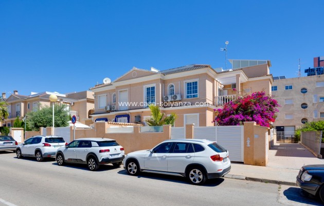 Wiederverkauf - Wohnung - Orihuela Costa - La Zenia