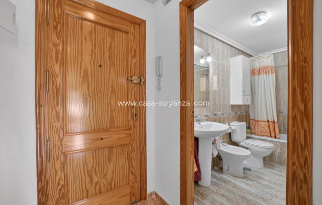 Herverkoop - Appartement / flat - Torrevieja - Playa de los Locos