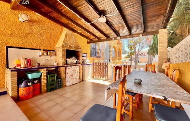 Resale - Villa - Torrevieja - Los Balcones