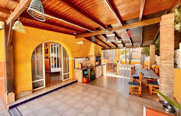 Resale - Villa - Torrevieja - Los Balcones