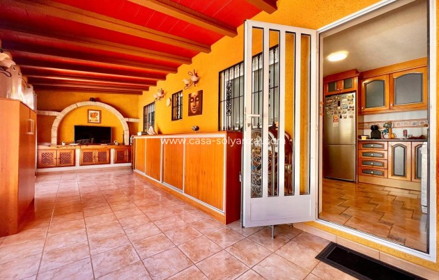 Resale - Villa - Torrevieja - Los Balcones