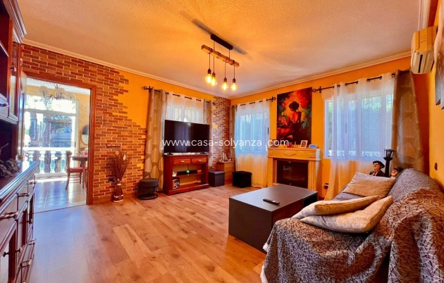 Resale - Villa - Torrevieja - Los Balcones