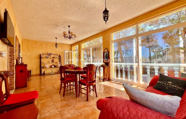 Resale - Villa - Torrevieja - Los Balcones