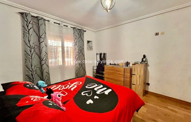 Resale - Villa - Torrevieja - Los Balcones