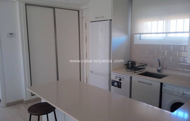 Resale - Apartment / flat - Mil Palmeras - Costa Blanca