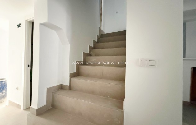 Resale - Townhouse - Pinoso - Inland