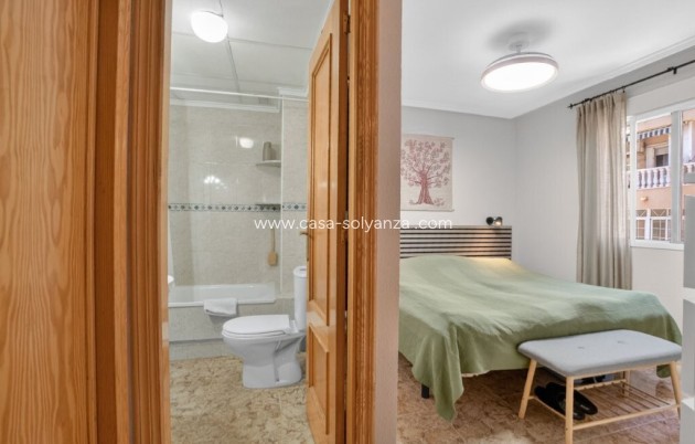 Resale - Apartment / flat - Torrevieja - Costa Blanca