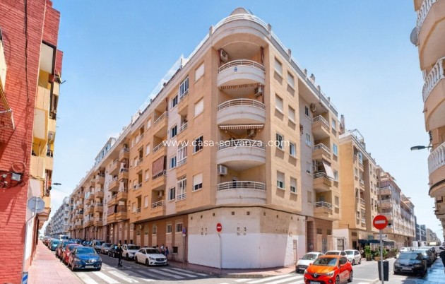 Resale - Apartment / flat - Torrevieja - Costa Blanca