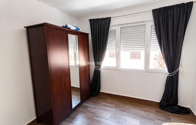 Resale - Apartment / flat - Torrevieja - Playa del Cura
