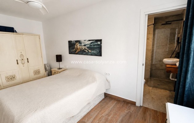 Resale - Apartment / flat - Torrevieja - Playa del Cura