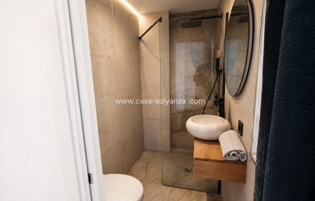 Resale - Apartment / flat - Torrevieja - Playa del Cura