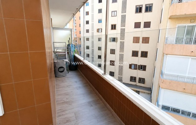 Resale - Apartment / flat - Torrevieja - Playa del Cura