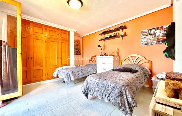 Herverkoop - Villa - La Zenia - Costa Blanca